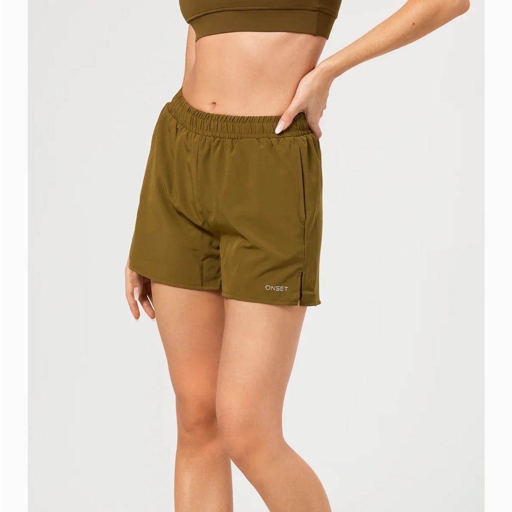 Onset Active shorts